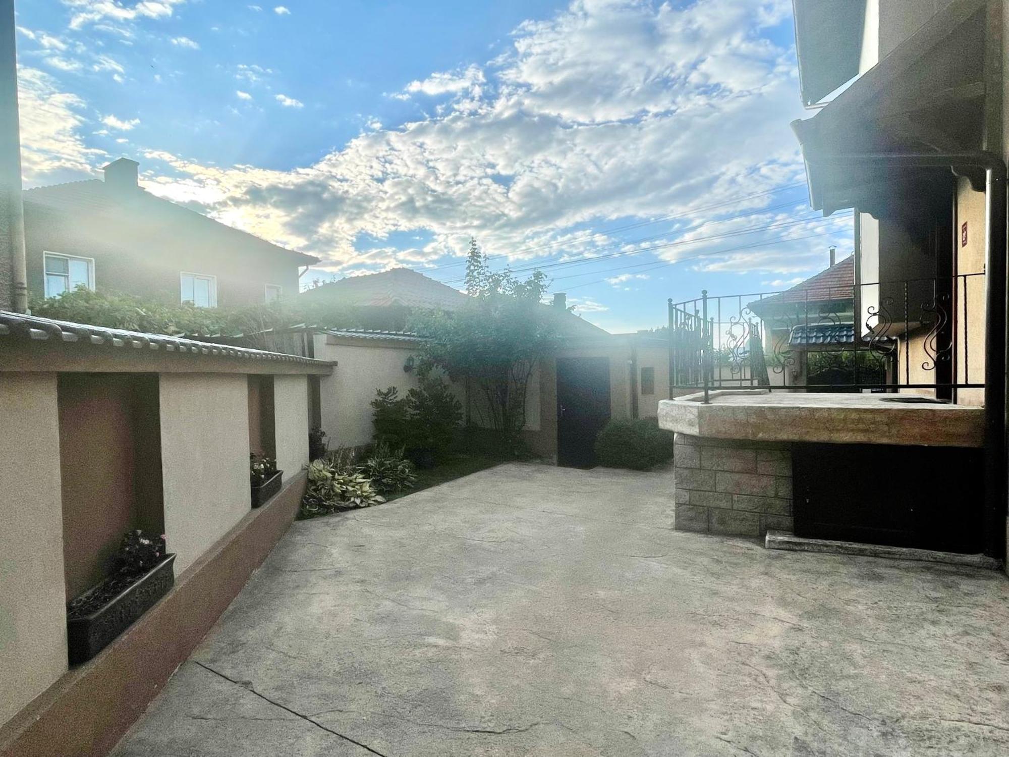 Къща За Гости Алида Sapareva Banya Exterior photo